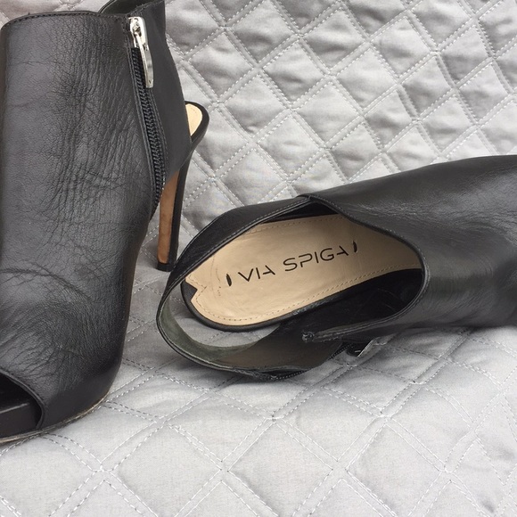 Via Spiga Leather Booties | Black - Picture 2 of 6